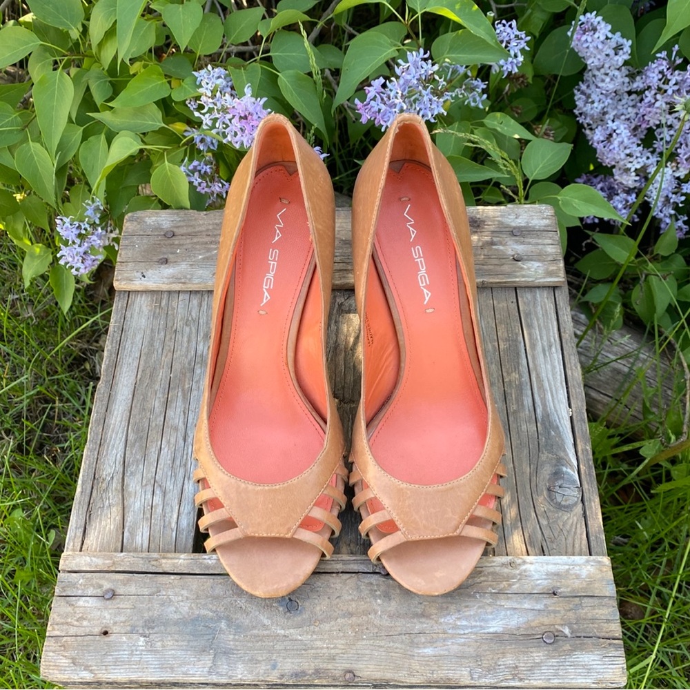 Via Spiga Tan Strappy Heels